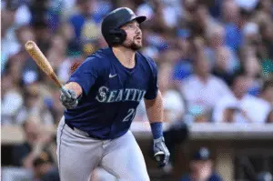 Cal Raleigh hits 38th home run before MLB All-Star break 2025